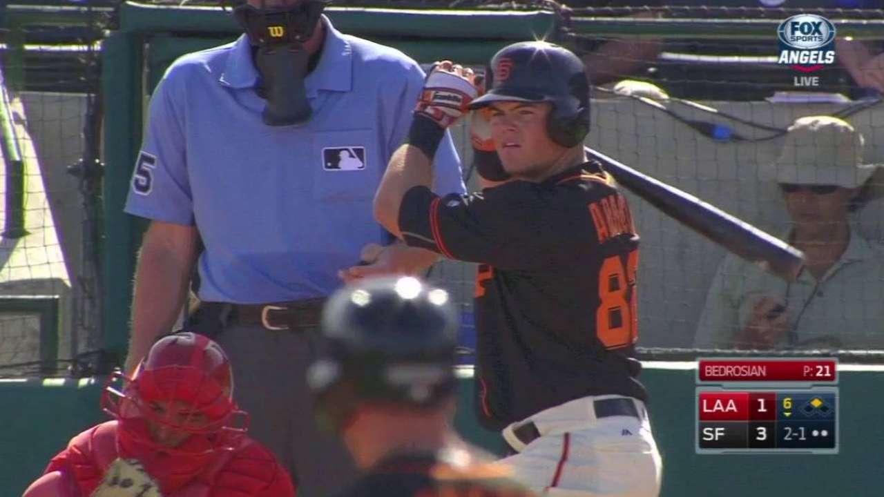 Arroyo helps Giants rally vs. Angels