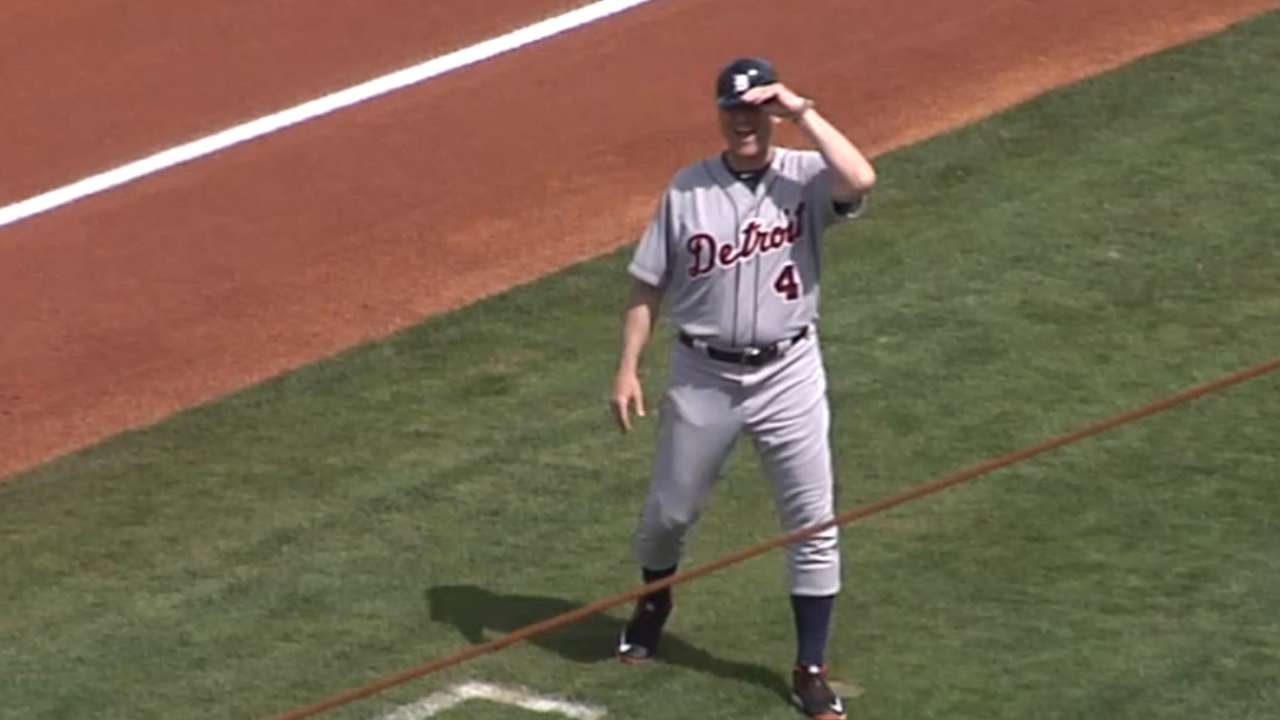 Harbaugh tries coaching baseball on for size
