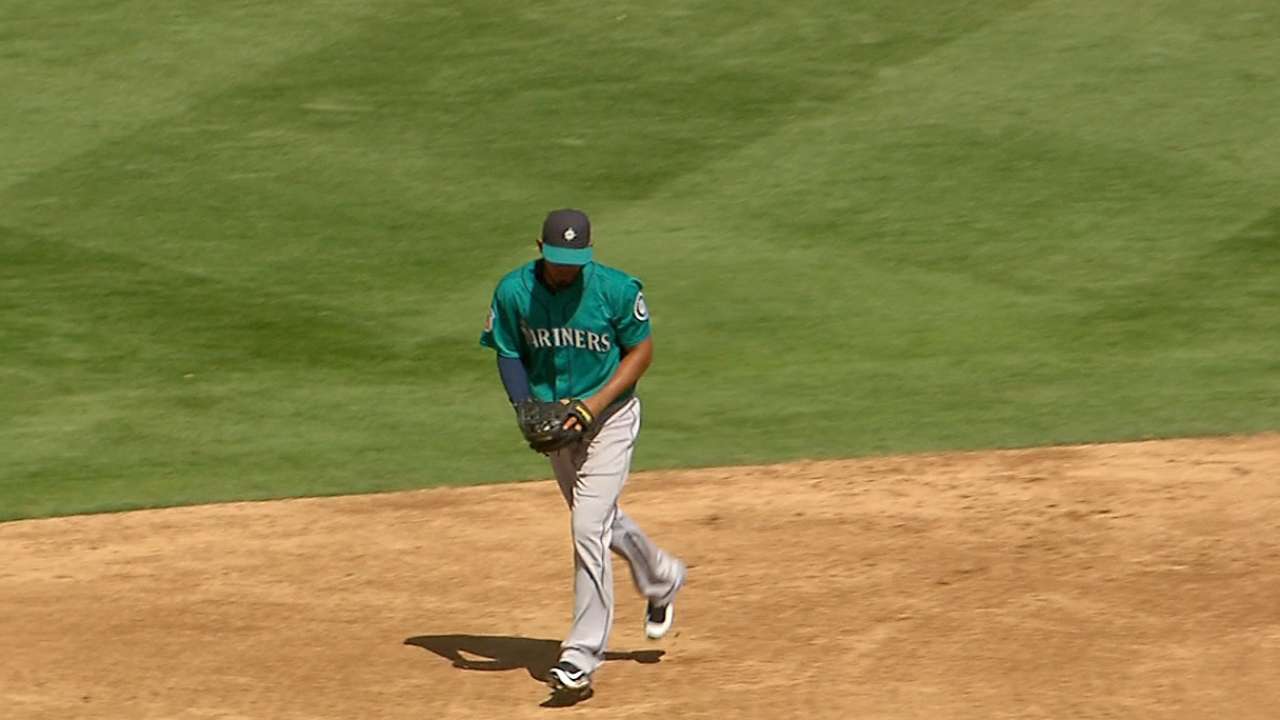 Taylor, Sardinas in battle for utility spot