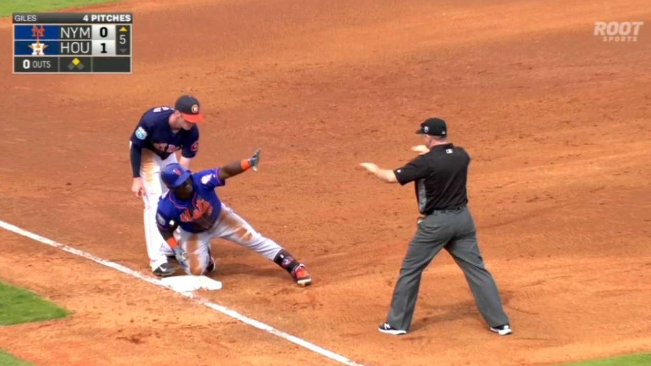Herrera's RBI triple