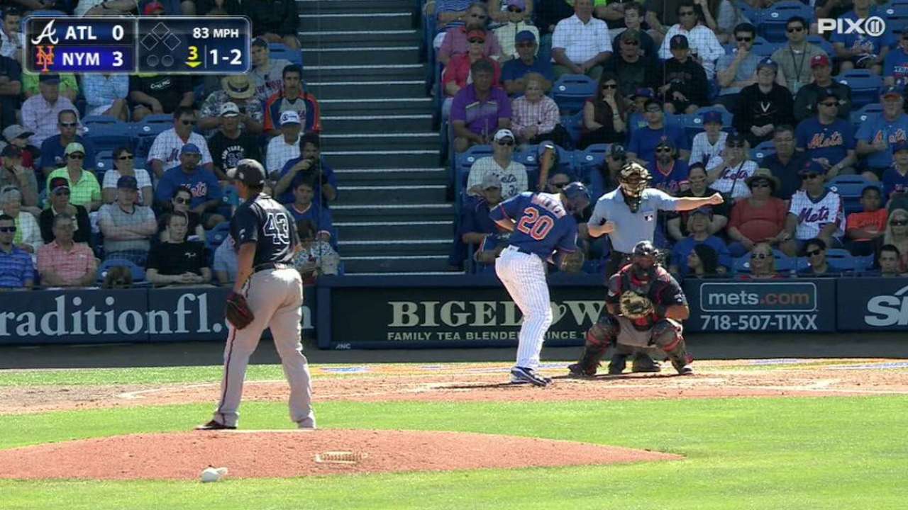 Chacin perfect in first Braves appearance