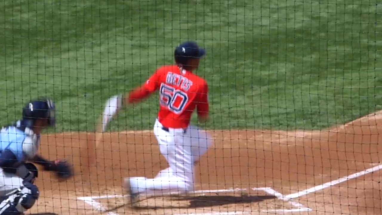Betts homers off Moore; Papi plates run vs. Rays
