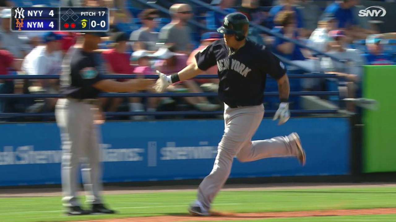 Valle's game-tying solo homer