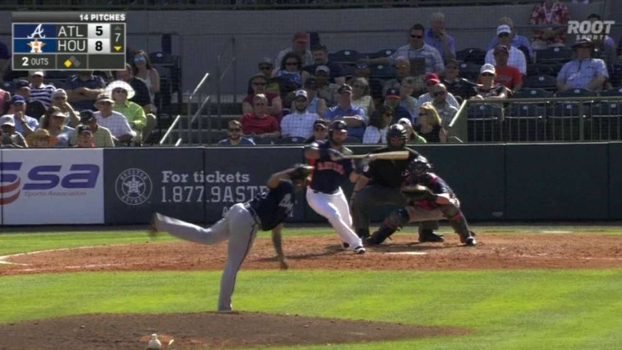 Aplin drives in Tucker on bunt