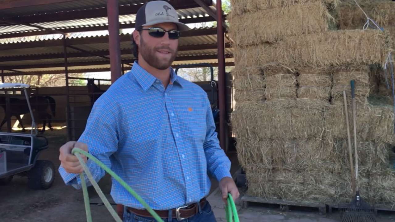 Cowboys and Indians: Anderson spending time at ranch