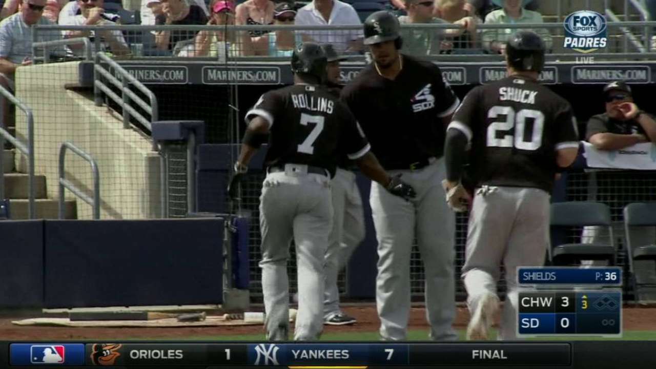 Rollins smacks HR to right