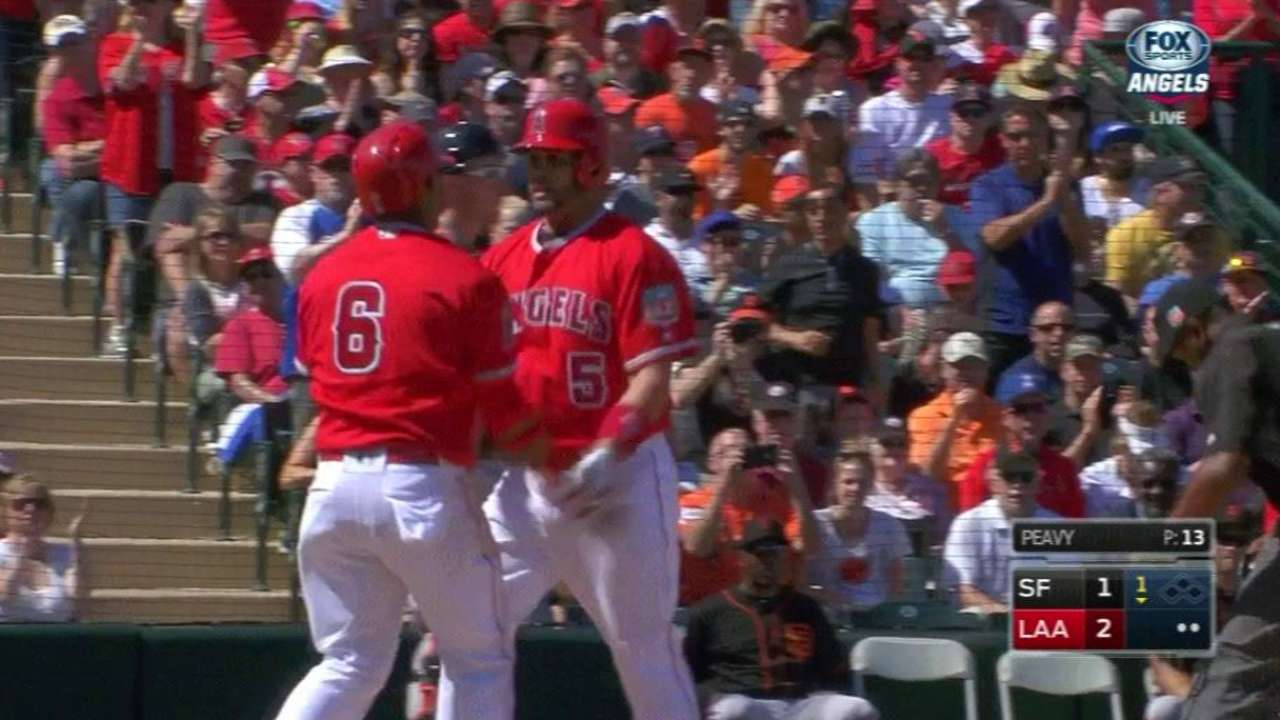 Pujols slugs first Cactus League homer