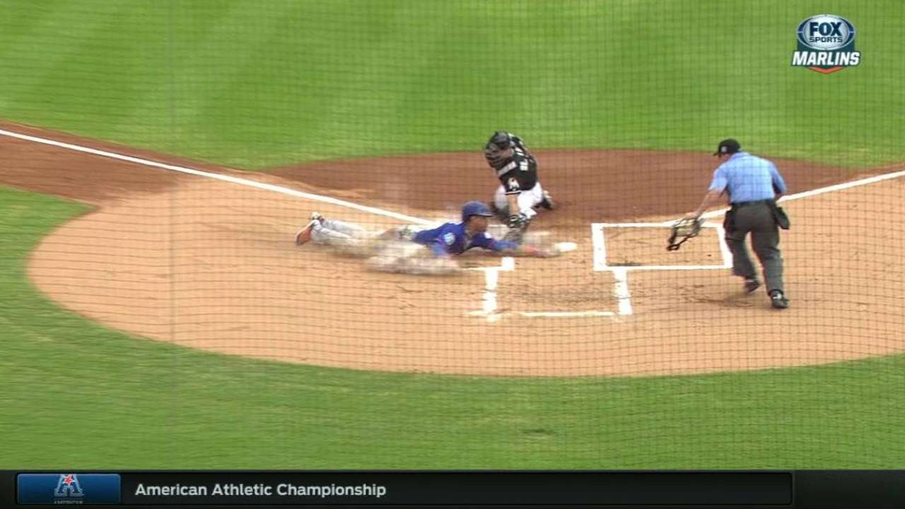 Ozuna nabs Lagares at home