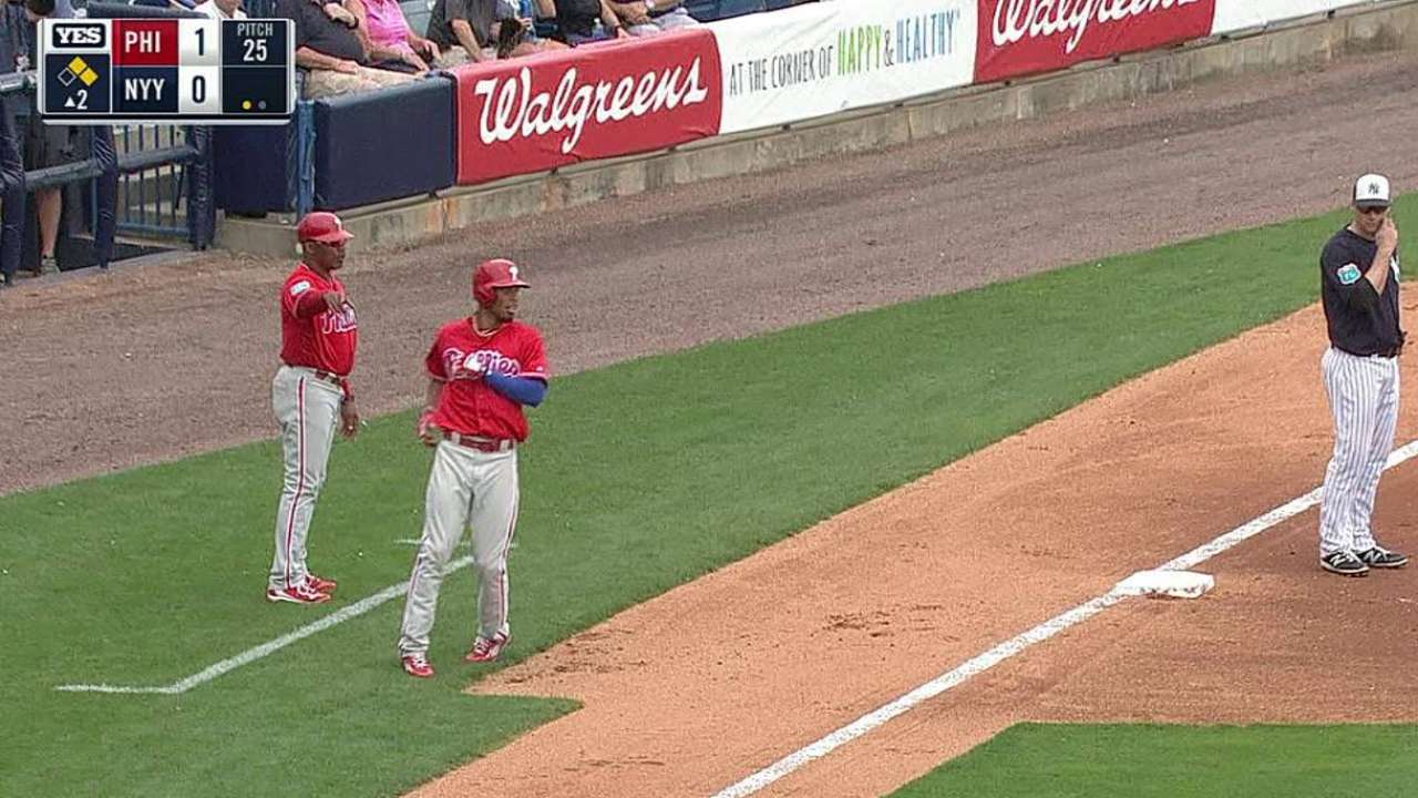Williams' RBI double in 2nd