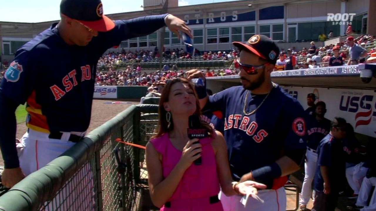 Astros have fun in the dugout