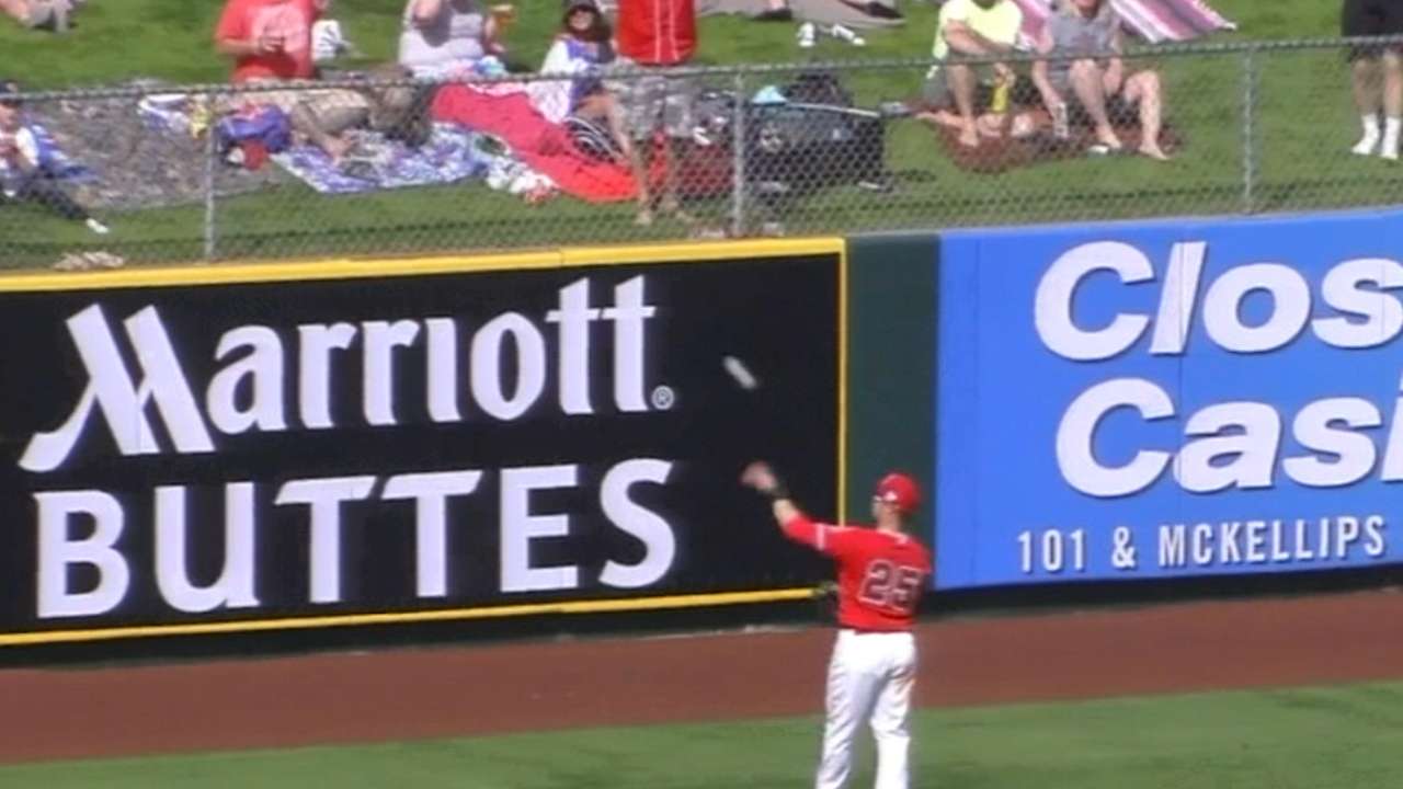 Nava's blunder turns to wonder as Angels tie