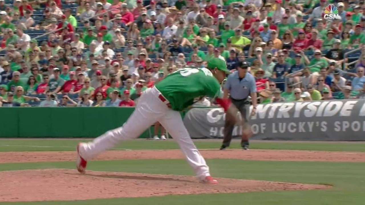 Velasquez escapes a jam