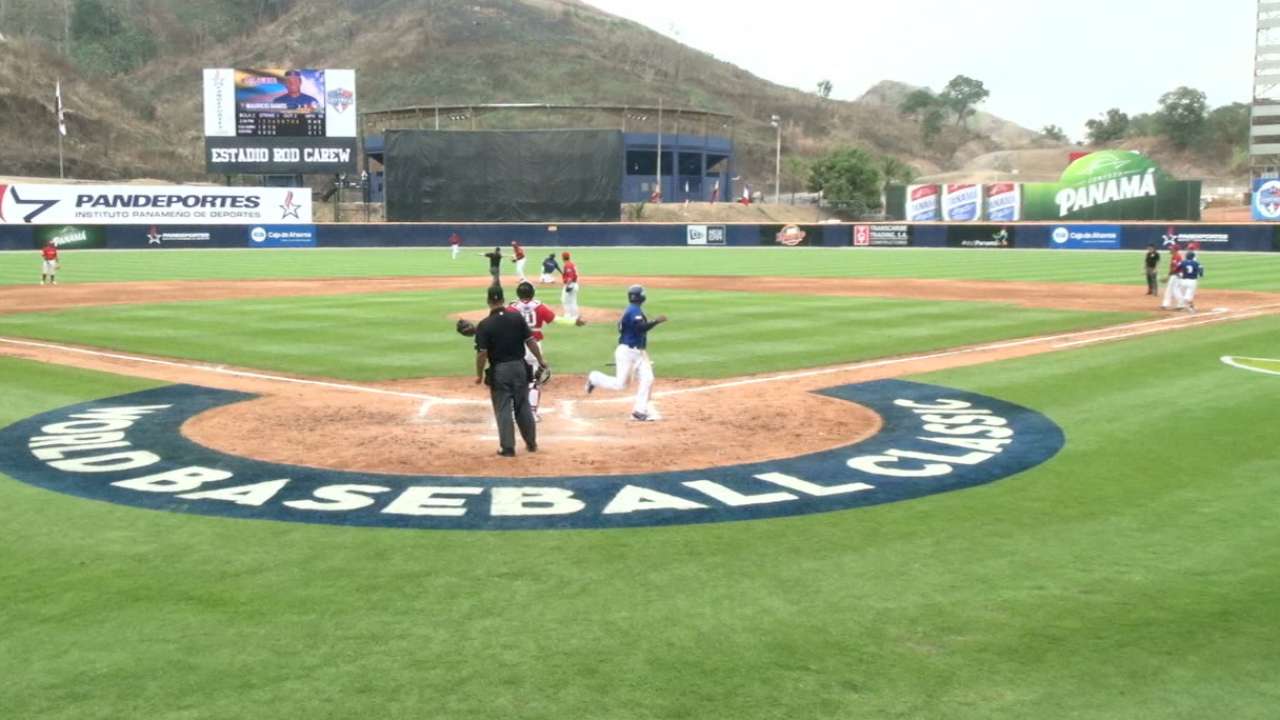 Ramos' RBI infield single