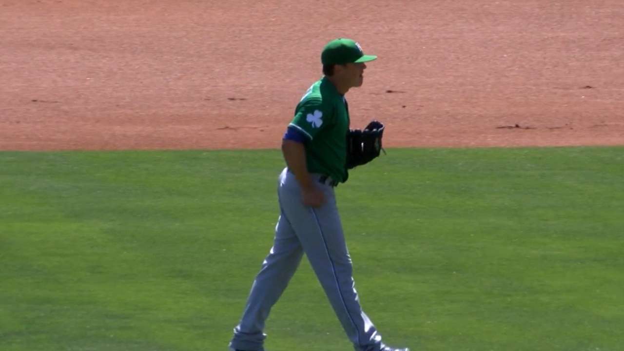 Medlen fans four over four