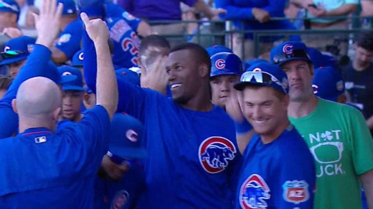 Cubs score five in the 1st