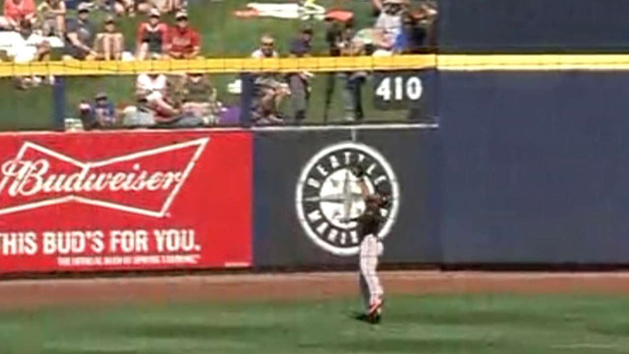 Span improving quickly from shoulder injury