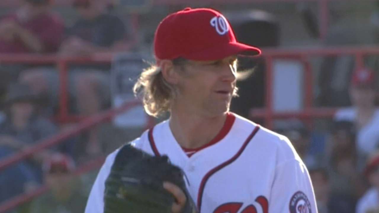 Arroyo says he has torn rotator cuff