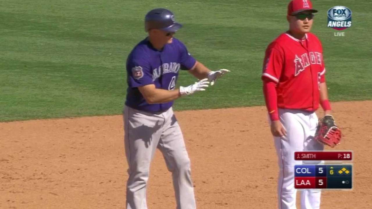 Hundley's RBI double ties game