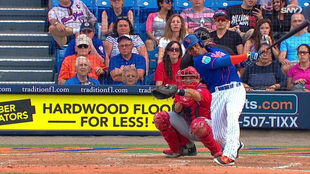 Lagares' solo homer