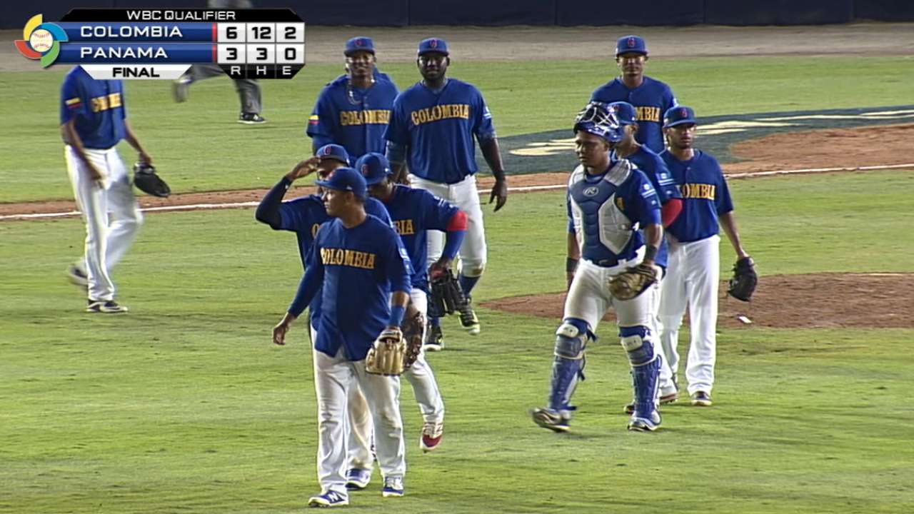 Acosta earns the save