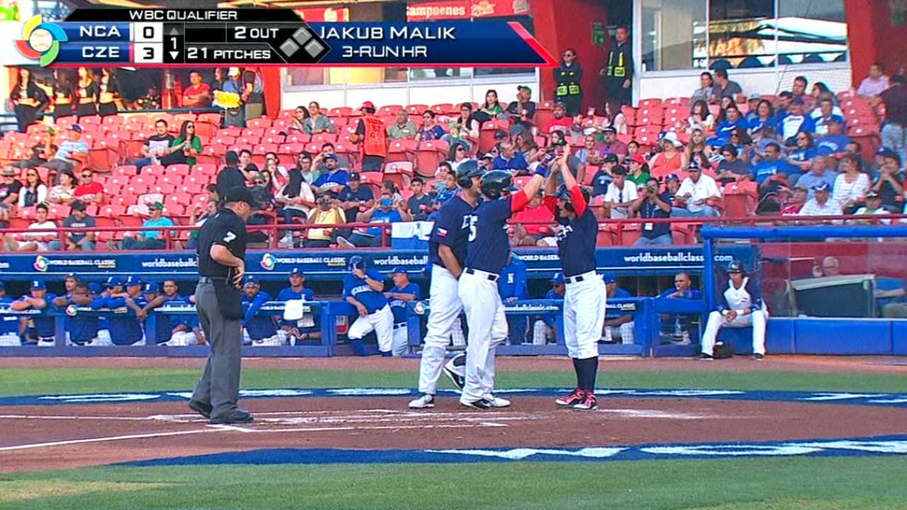 Malik's early blast