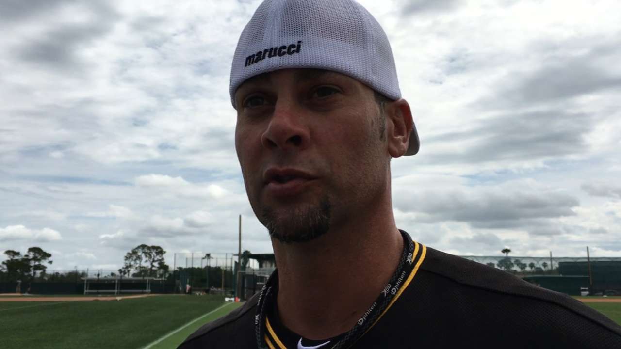 Vogelsong gets ready for season