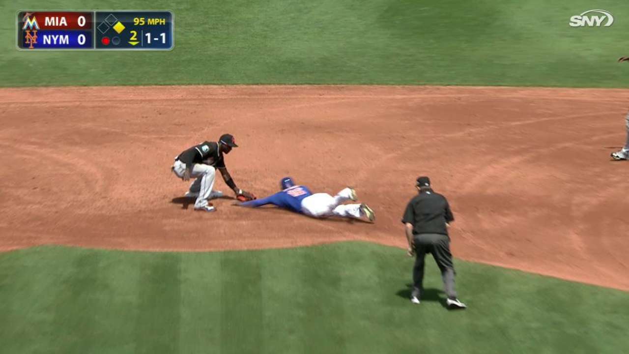 Realmuto nabs De Aza stealing