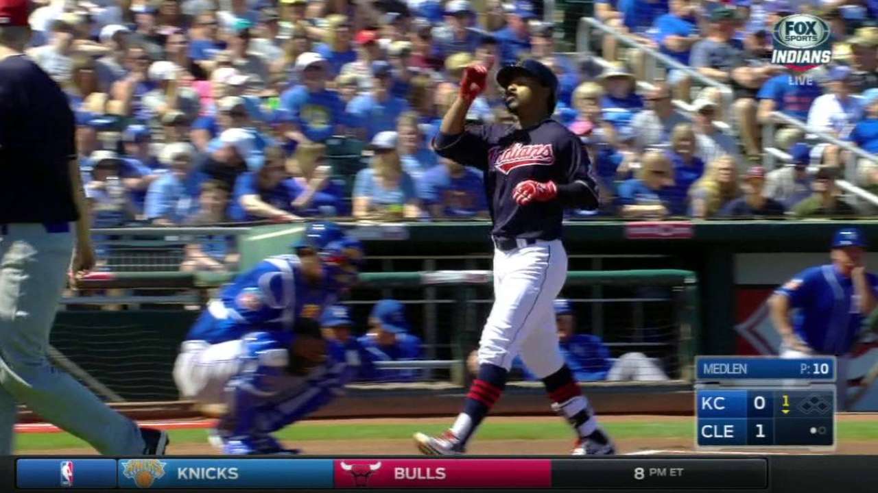 Lindor's solo homer