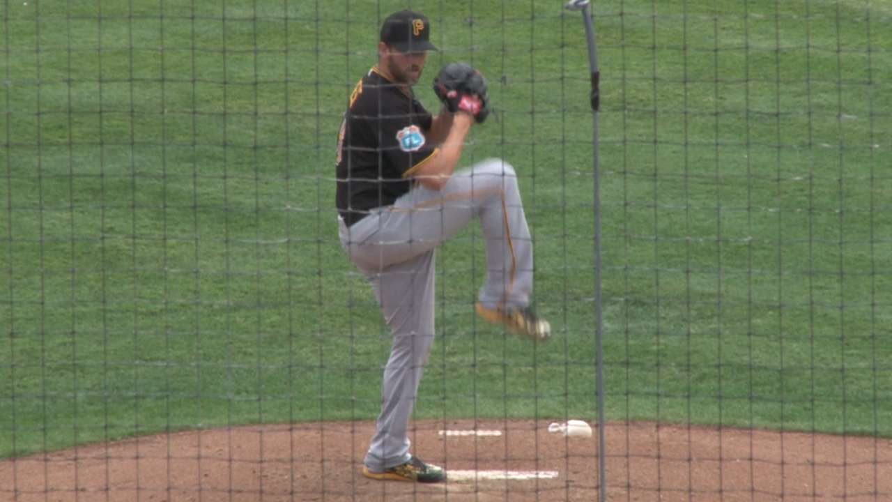 Niese efficient in longest spring start for Pirates
