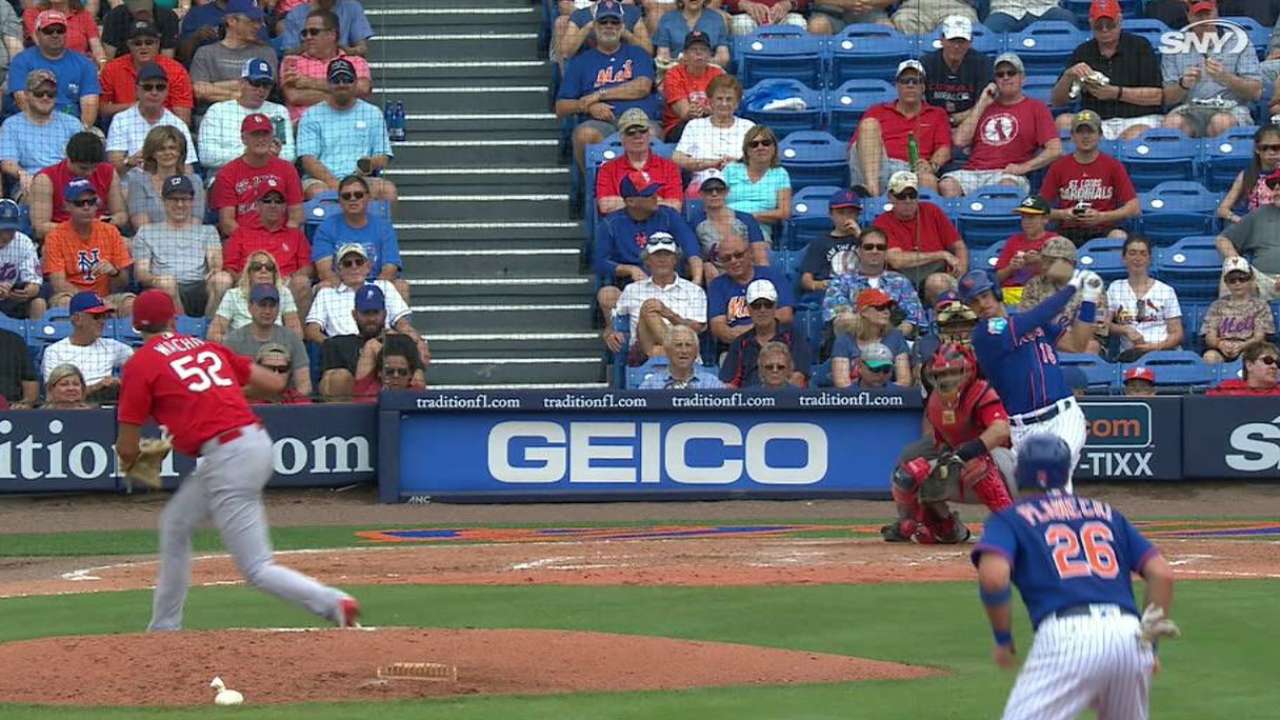 Reynolds' second RBI single