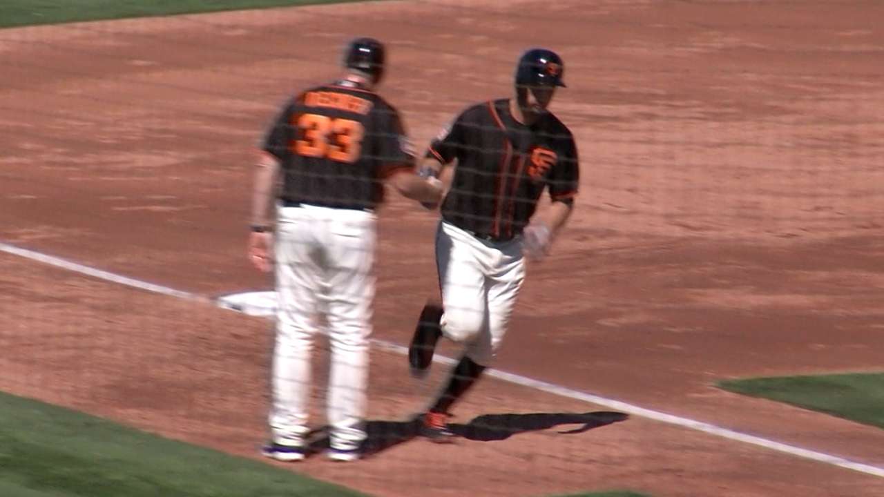 Belt continues spring streak, homers in SF win