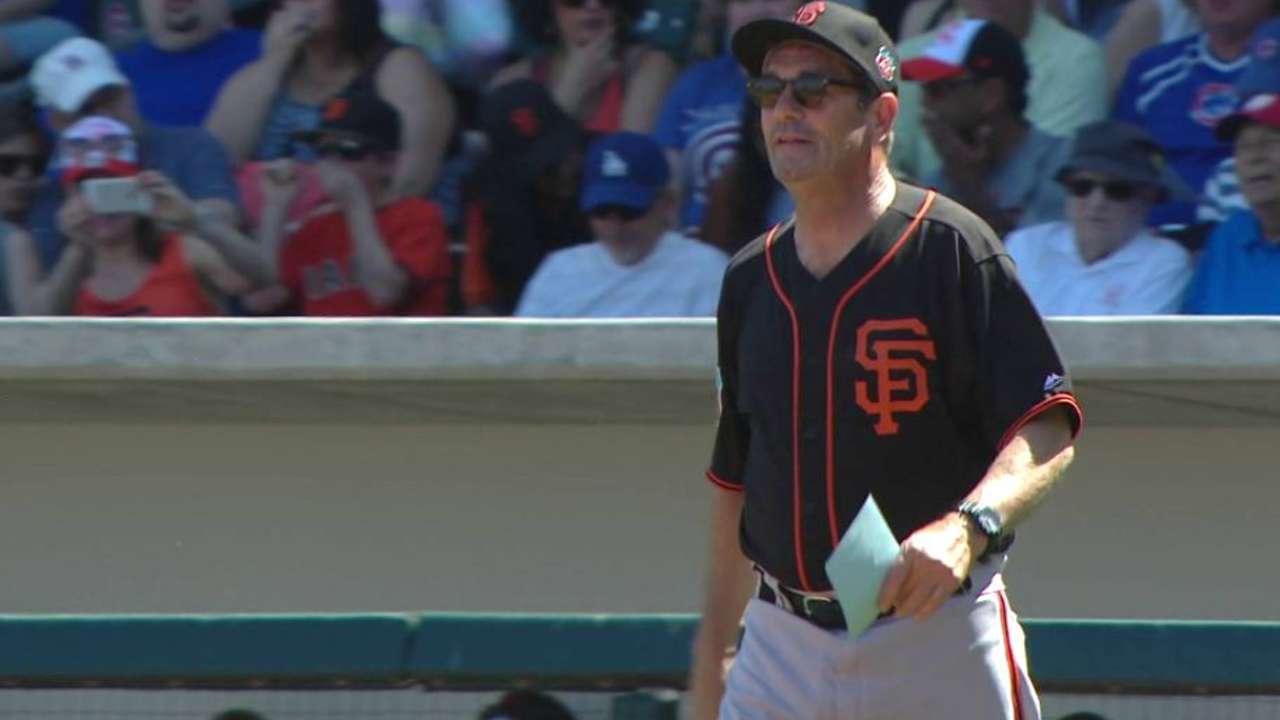 Huey Lewis spends day with Cubs, Giants