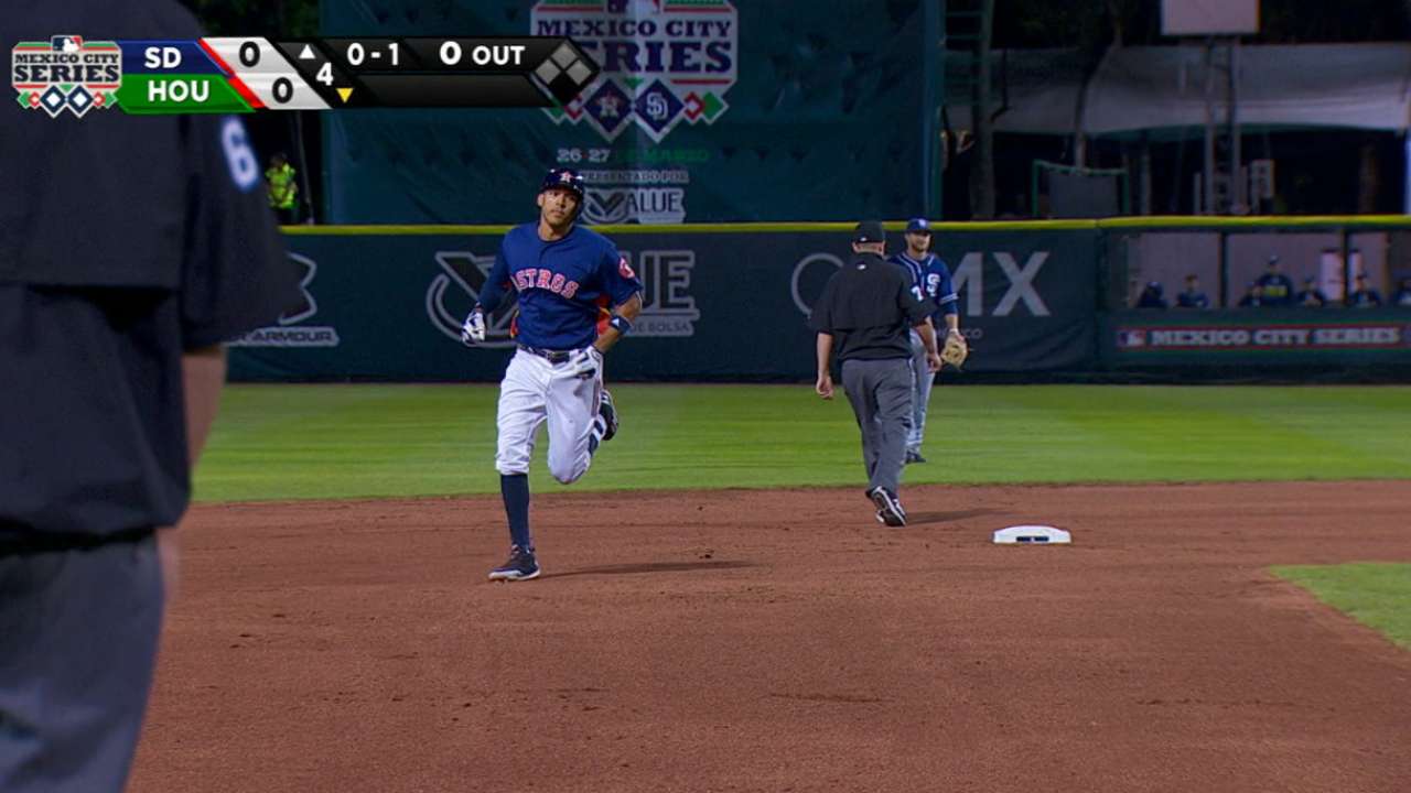 Correa's solo homer