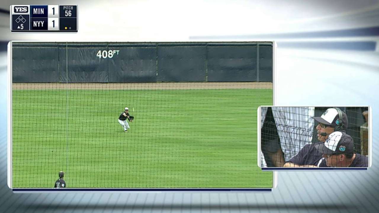 Ellsbury returns to lineup, makes diving catch