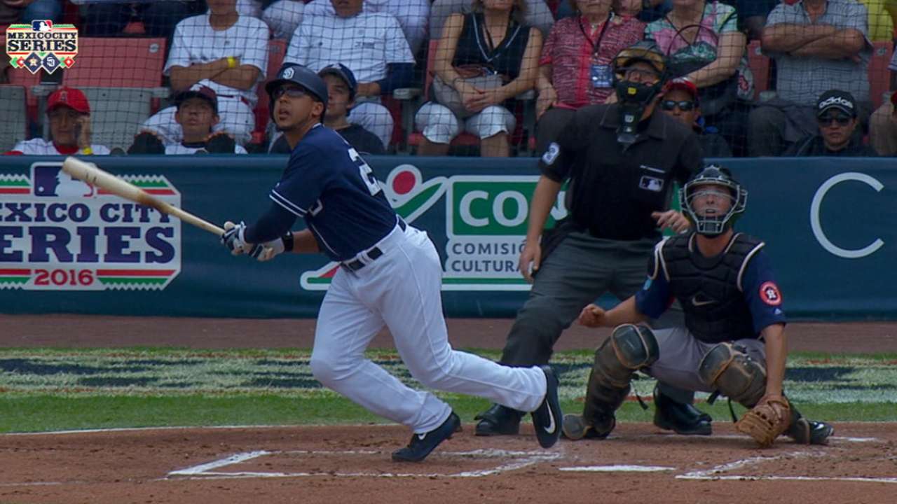 Padres put up 21 runs in Mexico City finale