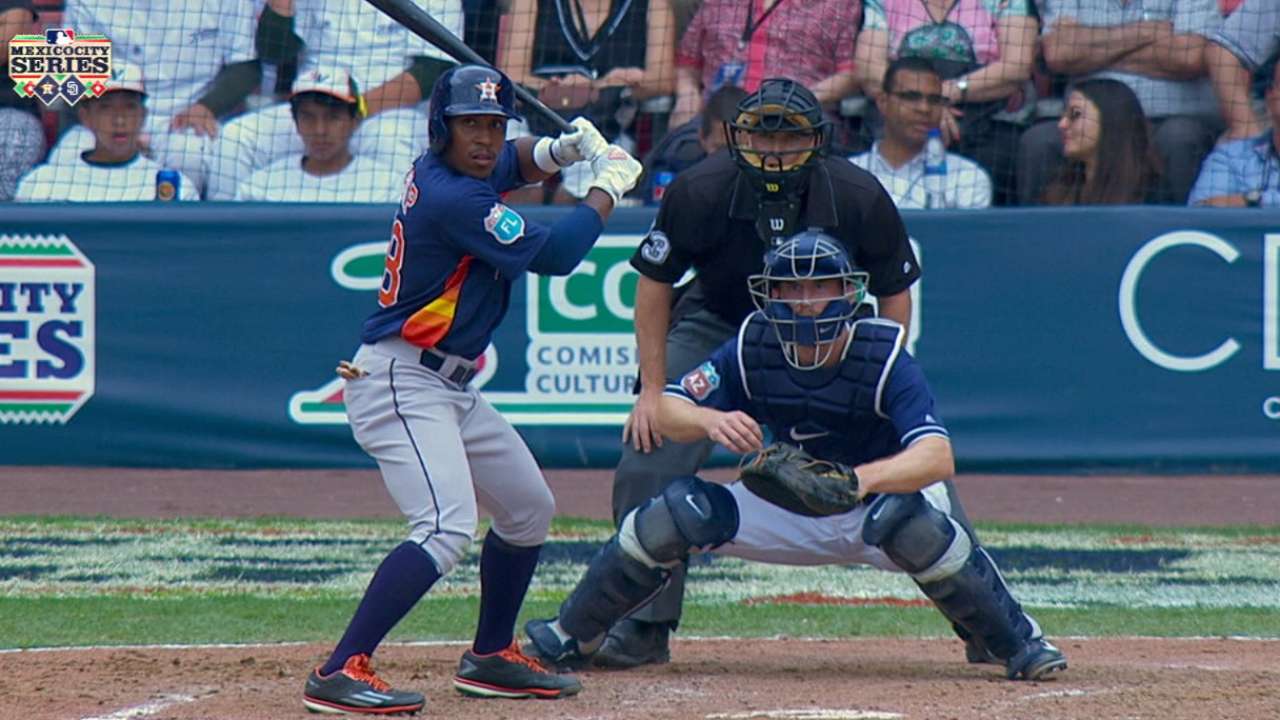 Kemp's RBI single