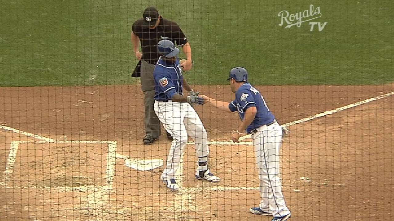 Cain's two-run homer