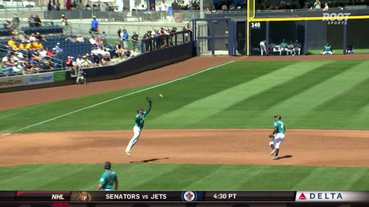 Ross' RBI single