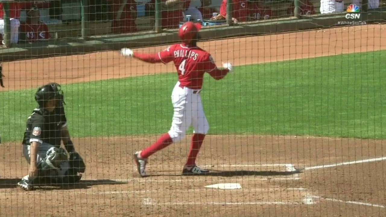 Phillips returns to Reds' lineup after illness