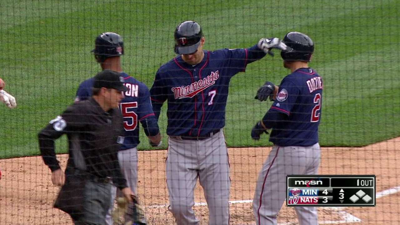 Mauer's opposite-field homer