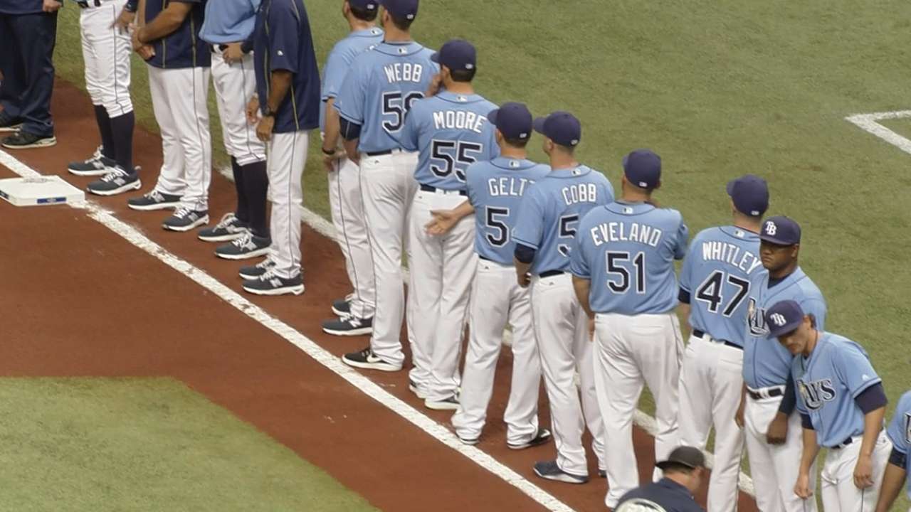 Enthusiastic crowd on hand for Rays' opener