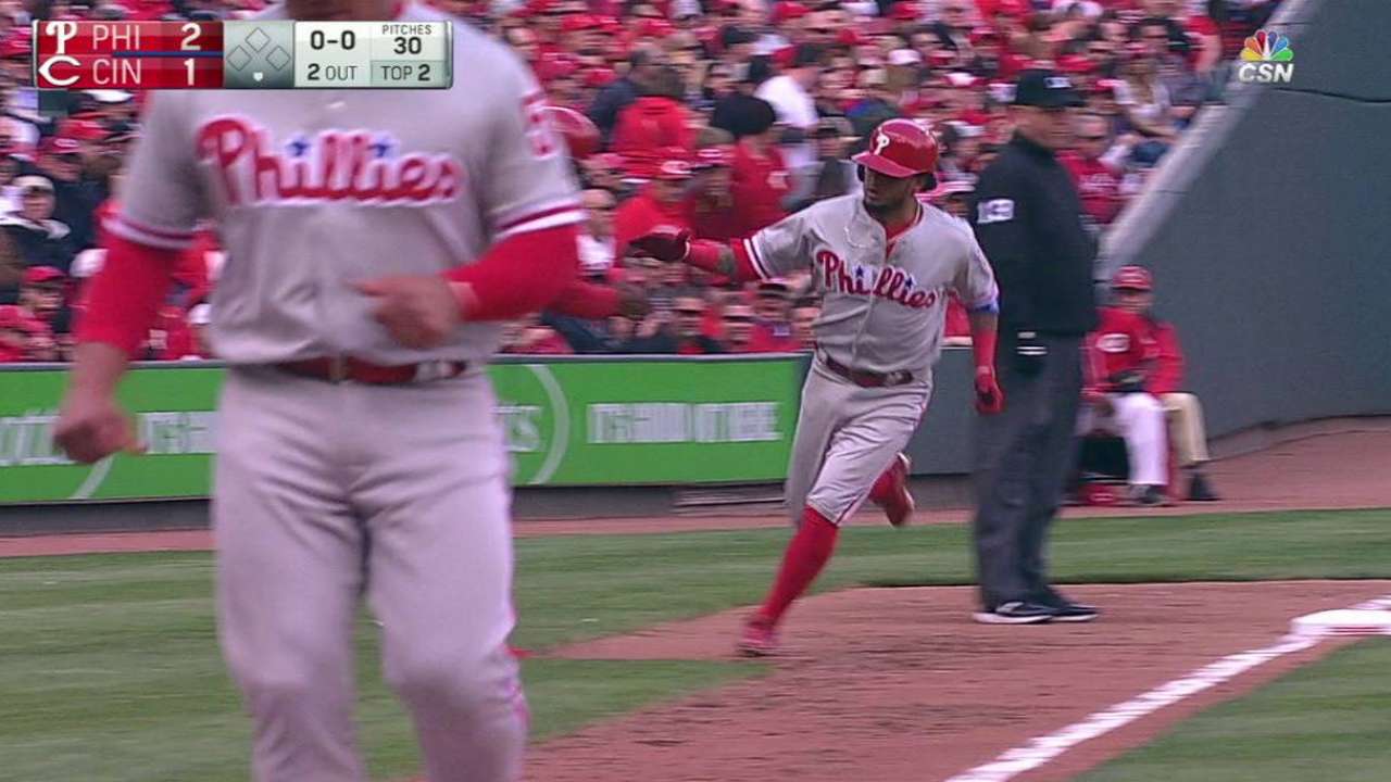 Galvis' two-run homer
