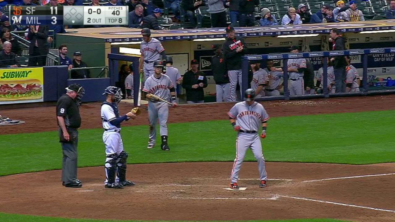 Panik's solo dinger