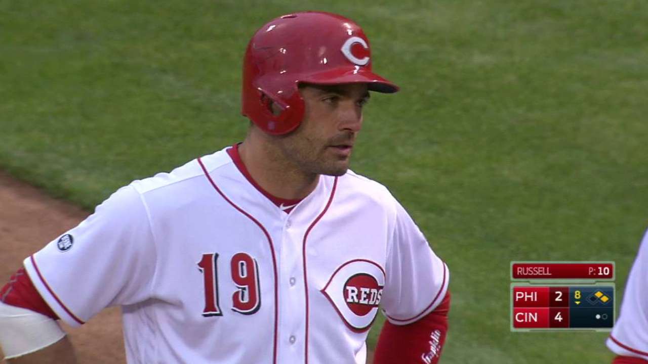 Votto's two-run go-ahead single