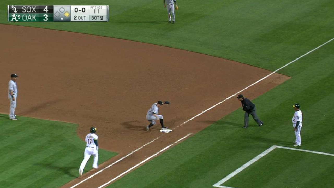Robertson earns the save