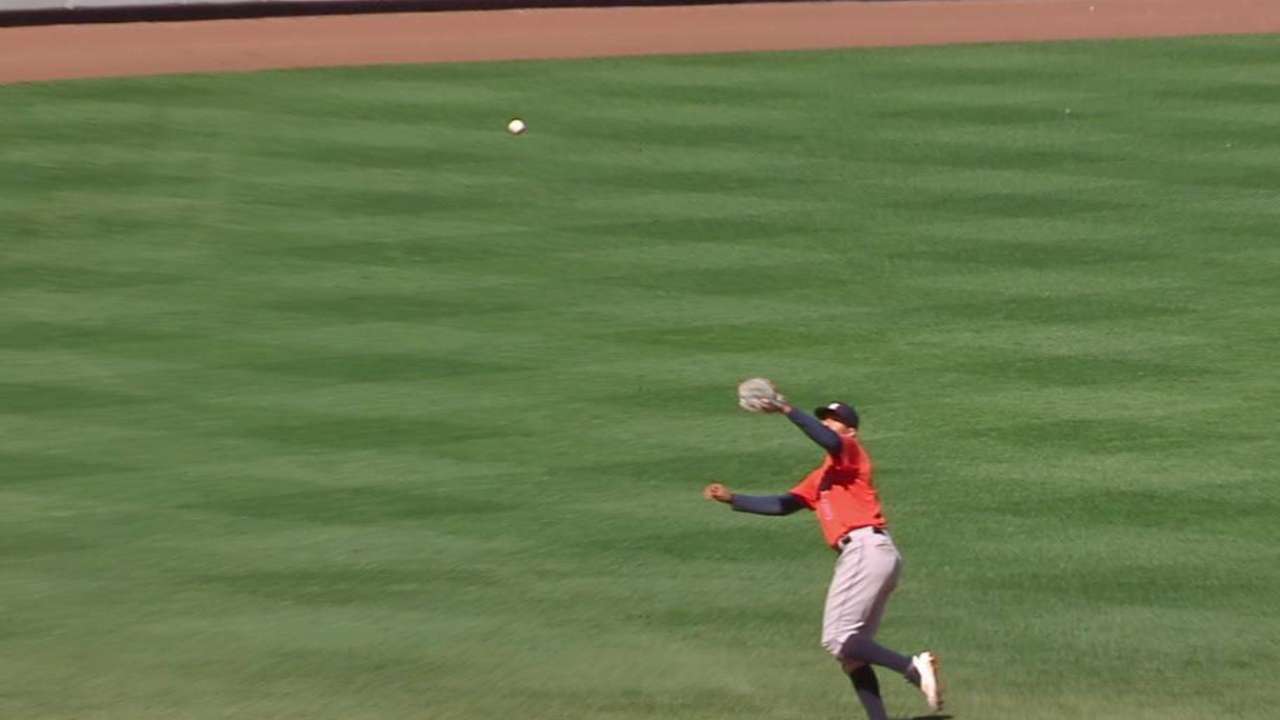 Correa's terrific catch