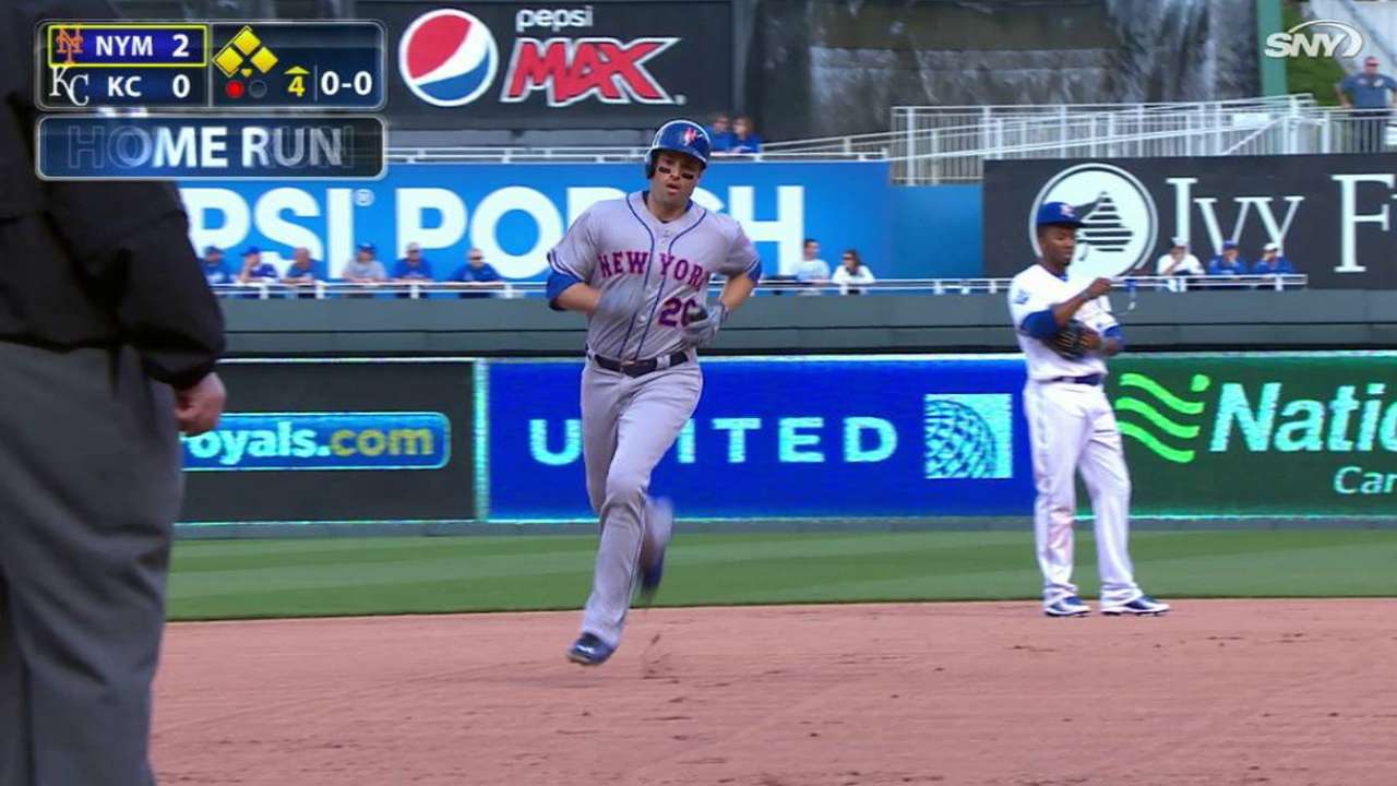 Syndergaard, Walker guían a Mets sobre los Reales