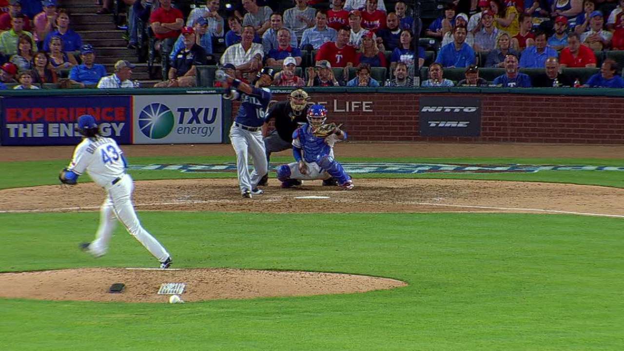 Barnette finishes long journey to MLB debut