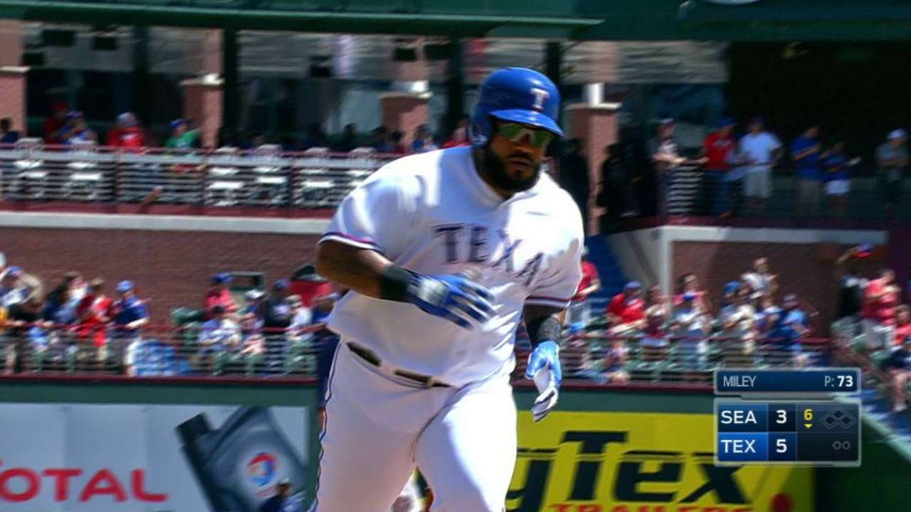 Prince's huge three-run homer