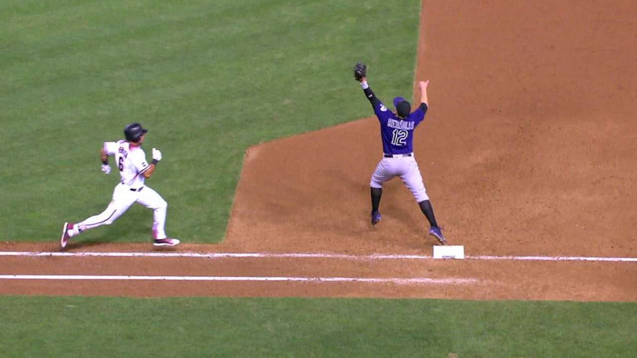 Story's off-balance throw